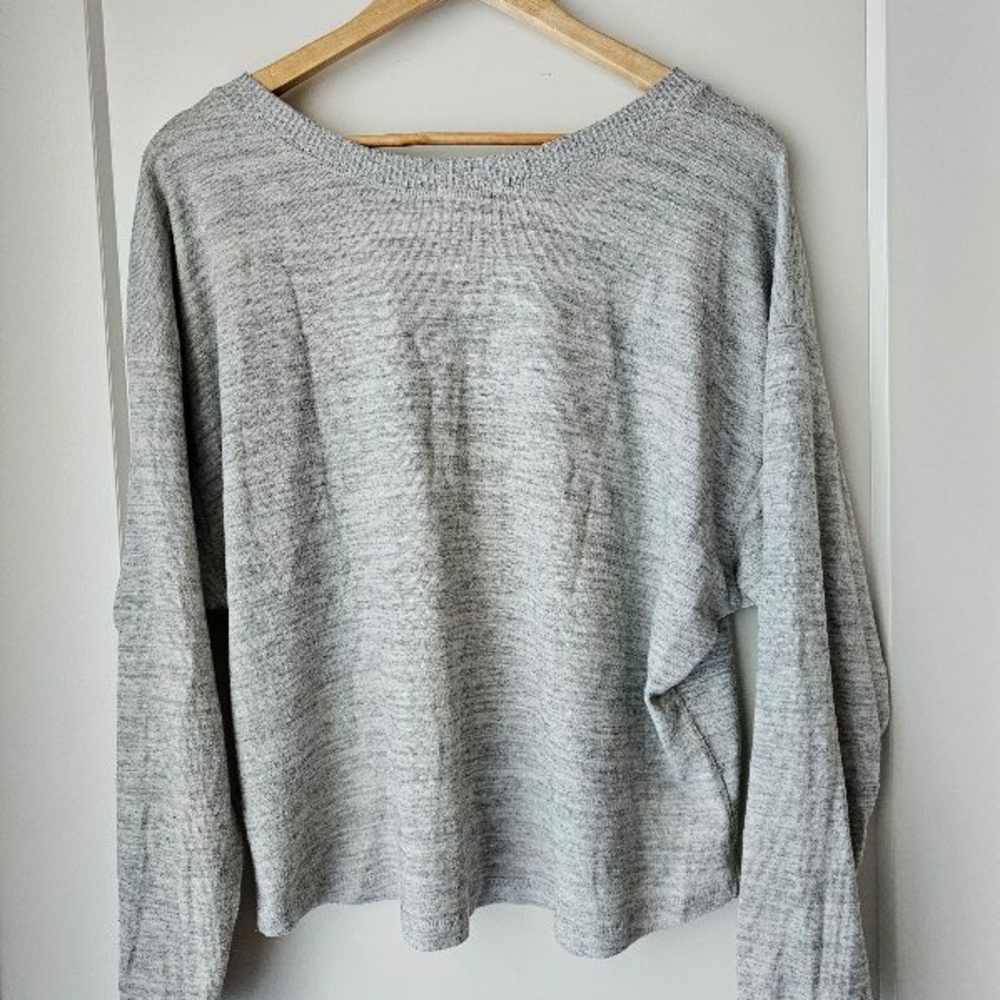 Cozy Gray Knit Sweater - Picture 2 of 2